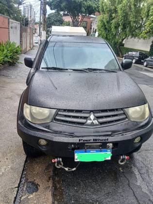 MITSUBISHI L200 TRITON 3.2 GL 4X4 CD 16V TURBO INTERCOLER DIESEL 4P MANUAL